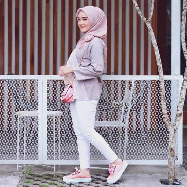 Model-1-Ruang-Sepatu-Jasa-Landingpage.jpg Model-1-Ruang-Sepatu-Jasa-Landingpage.jpg